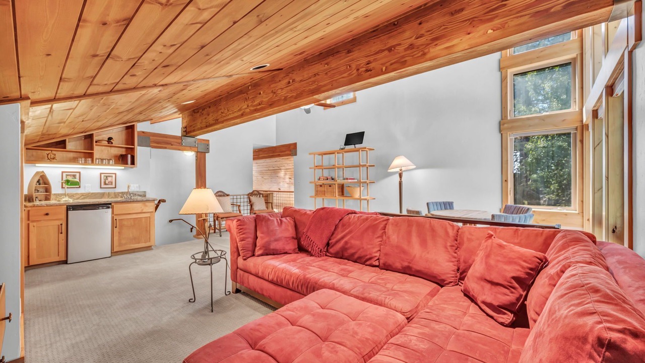Photo of Livingroom in Truckee