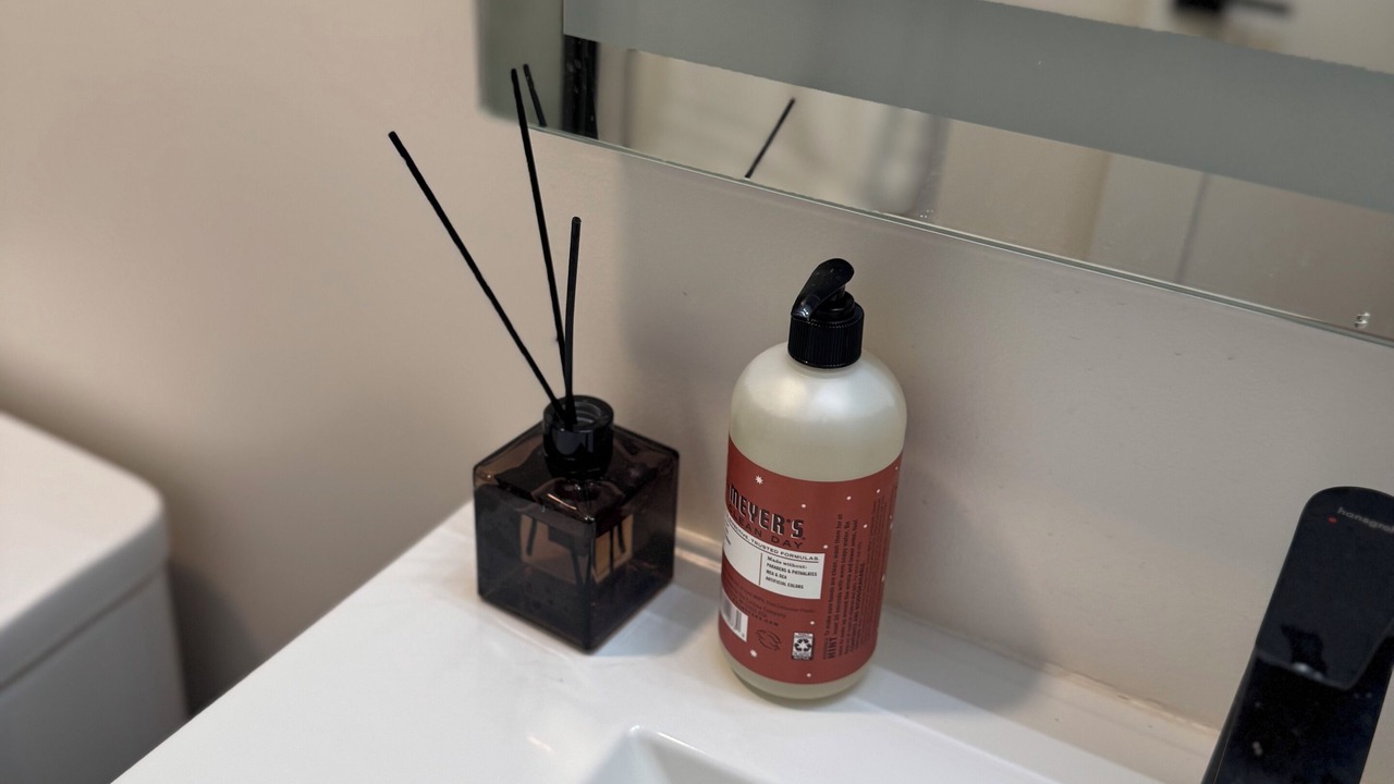 Photo of Bathroom in Outer Mission