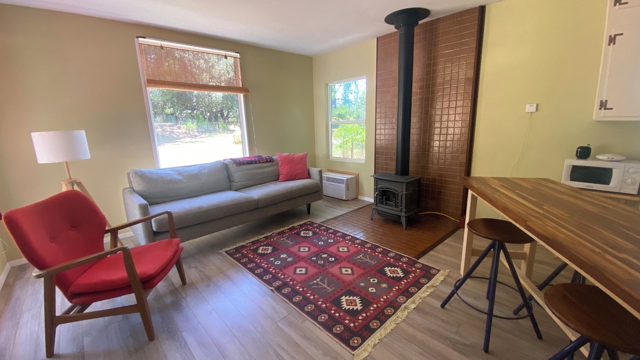Photo of Livingroom in North San Juan