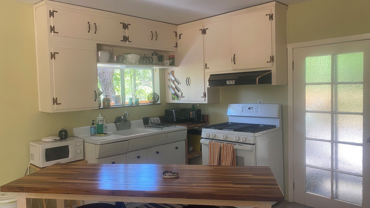 Photo of Kitchen in North San Juan