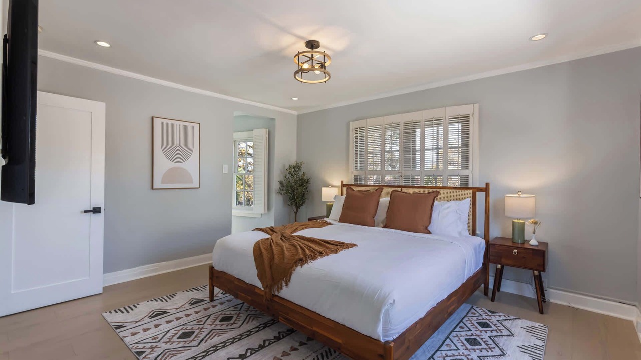 Photo of Bedroom in La Brea