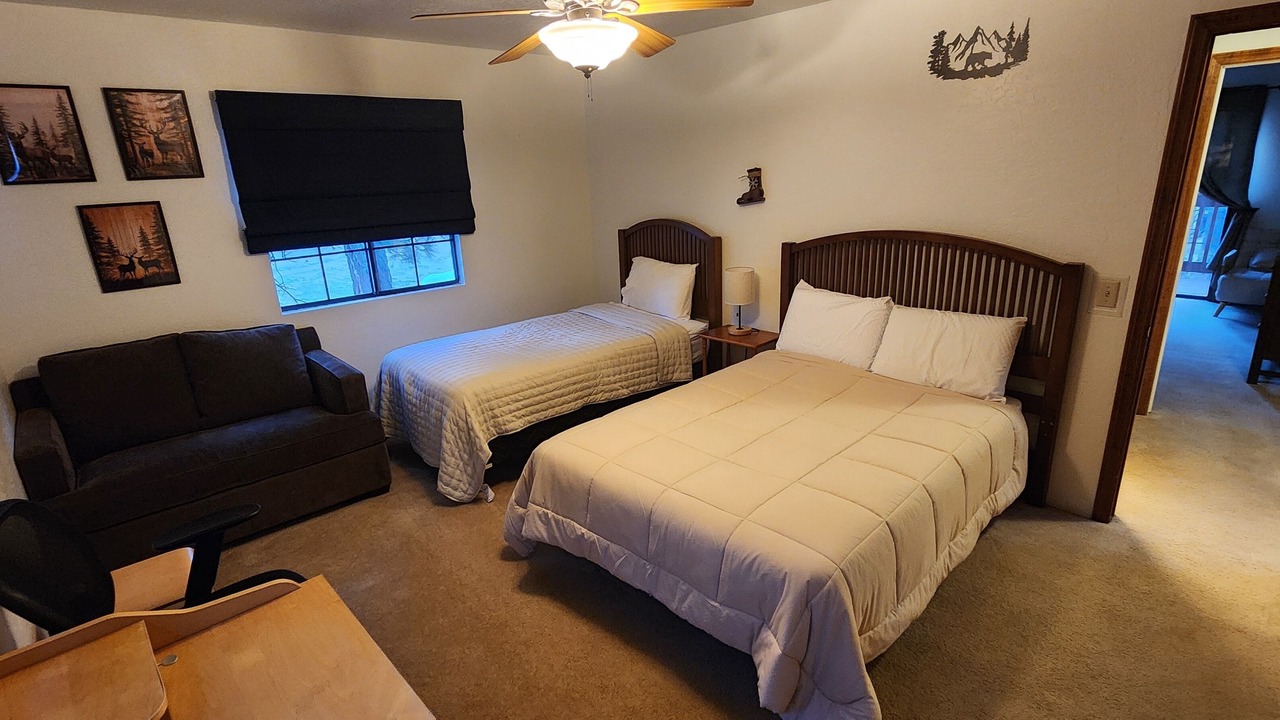 Photo of Bedroom in Big Bear Lake