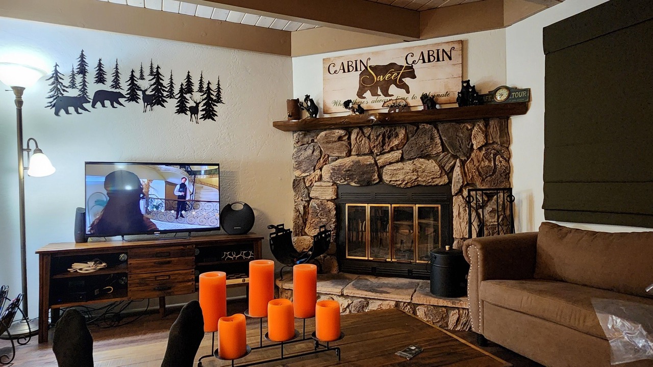 Photo of Livingroom in Big Bear Lake