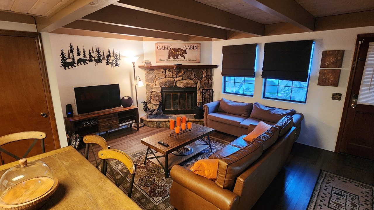 Photo of Livingroom in Big Bear Lake