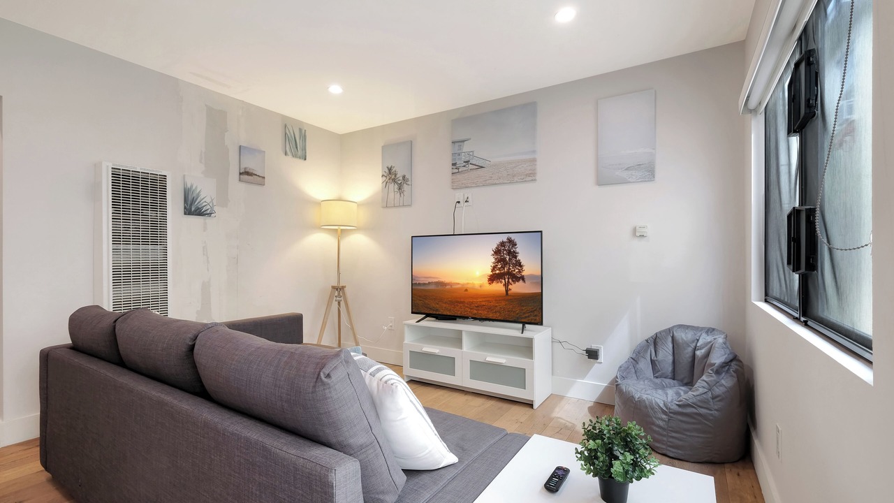 Photo of Livingroom in Hermosa Beach