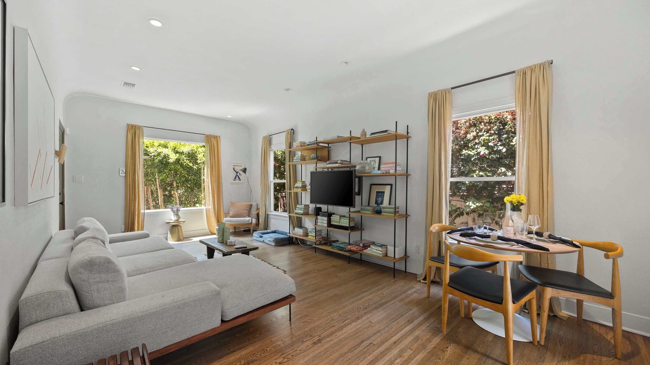 Photo of Bedroom in Melrose