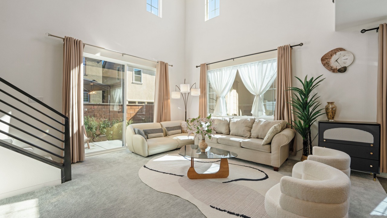 Photo of Livingroom in Chino