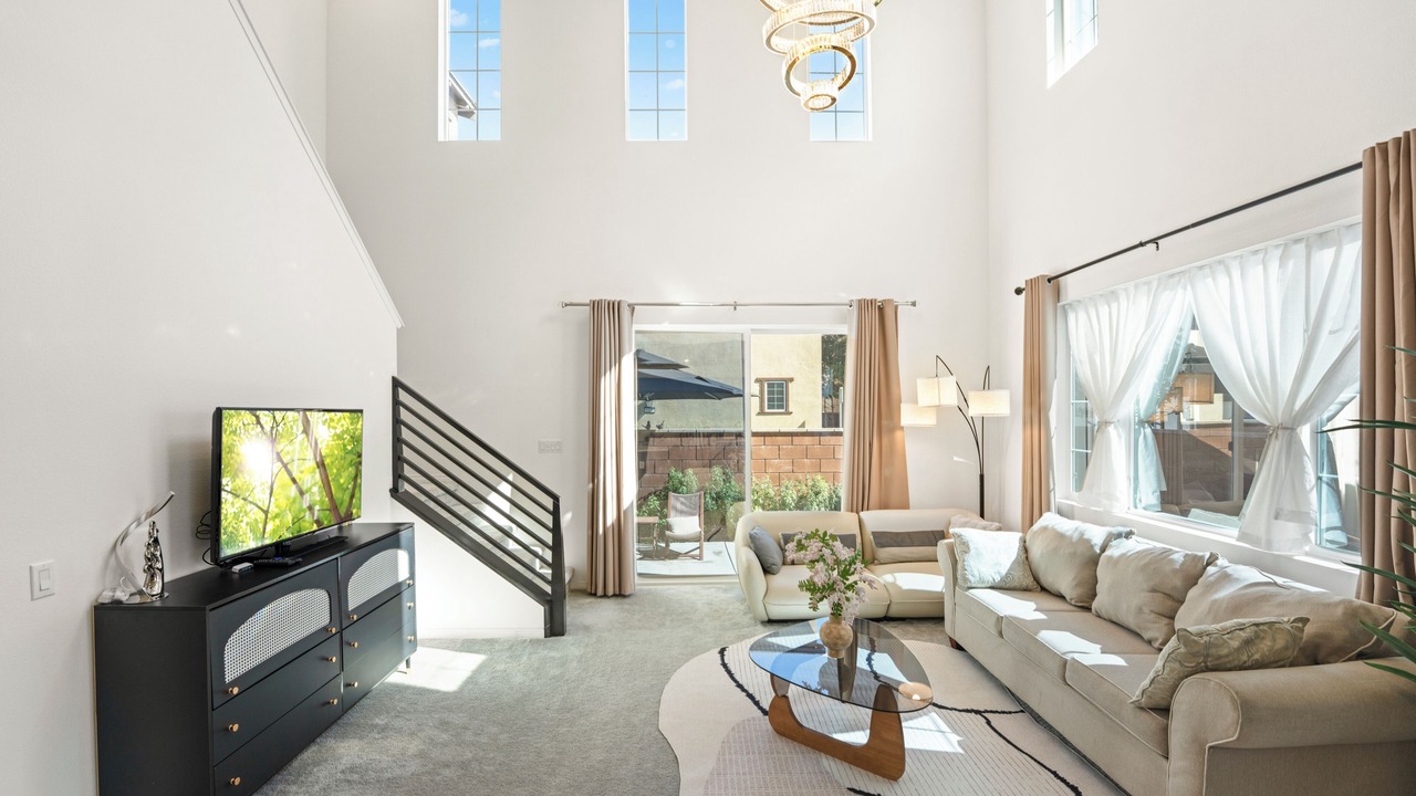 Photo of Livingroom in Chino