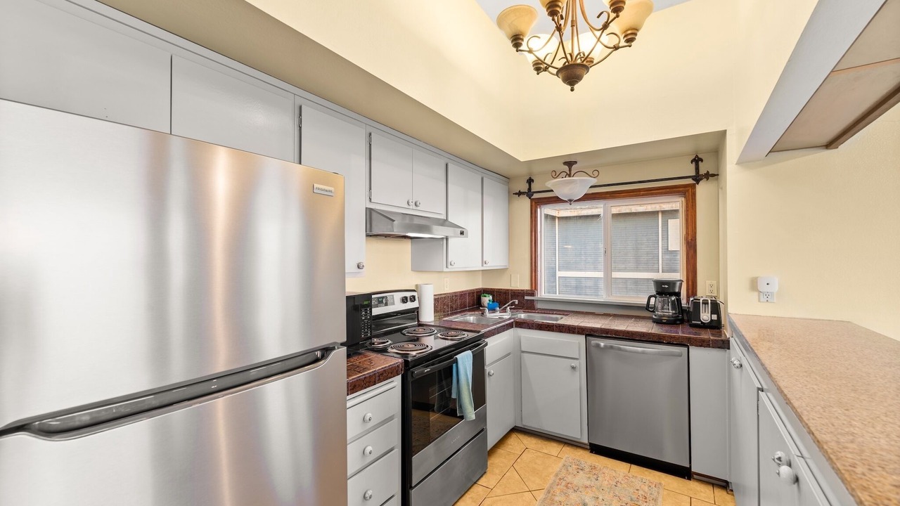 Photo of Kitchen in Pierpont Bay