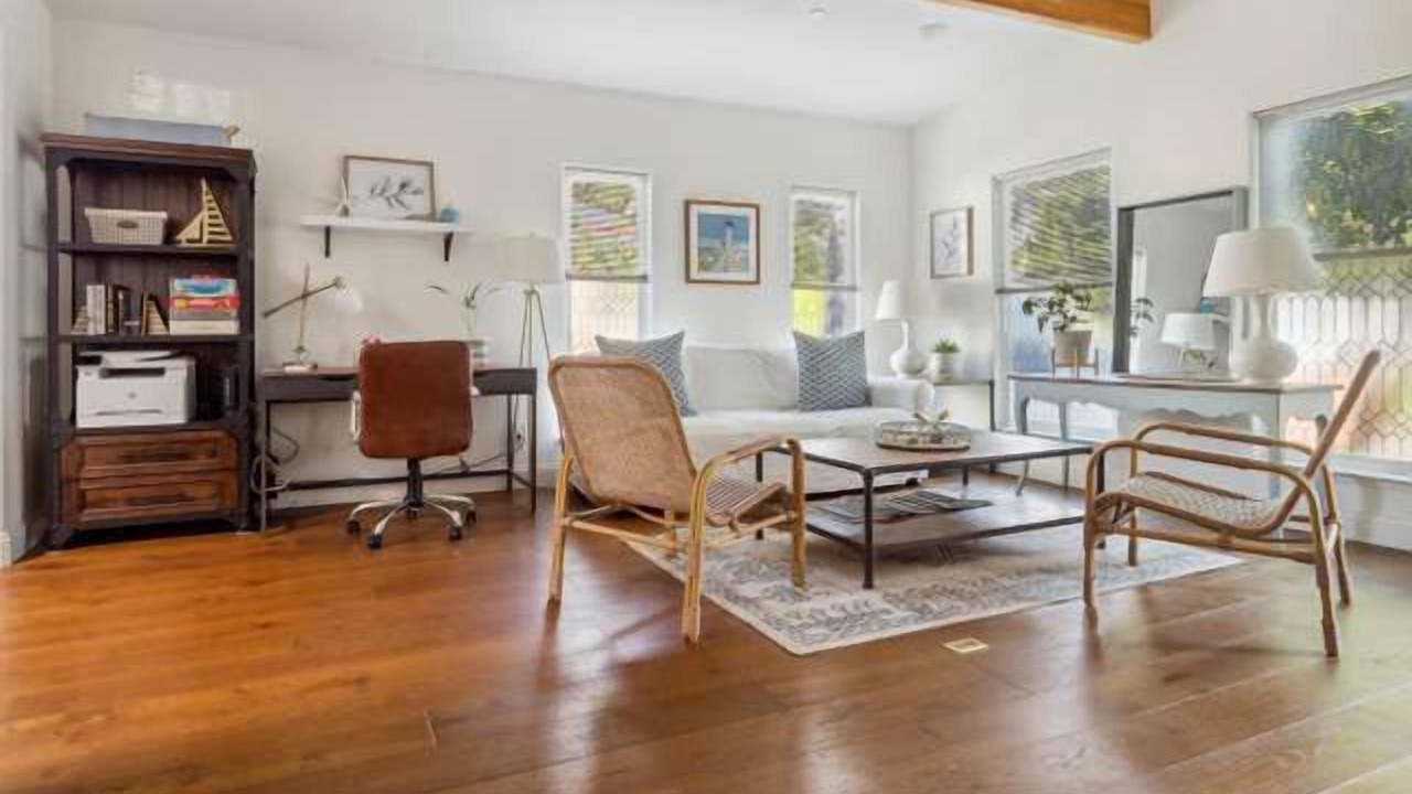 Photo of Livingroom in Westside Santa Cruz