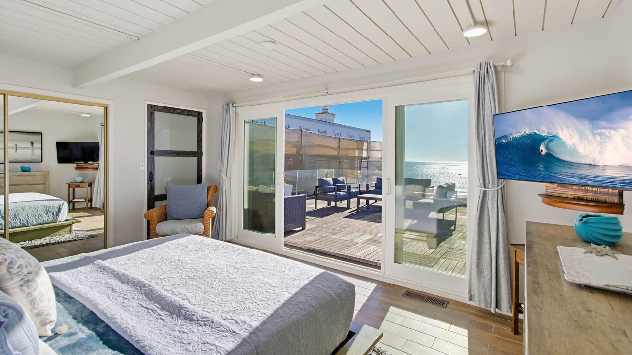 Photo of Bedroom in South Oceanside