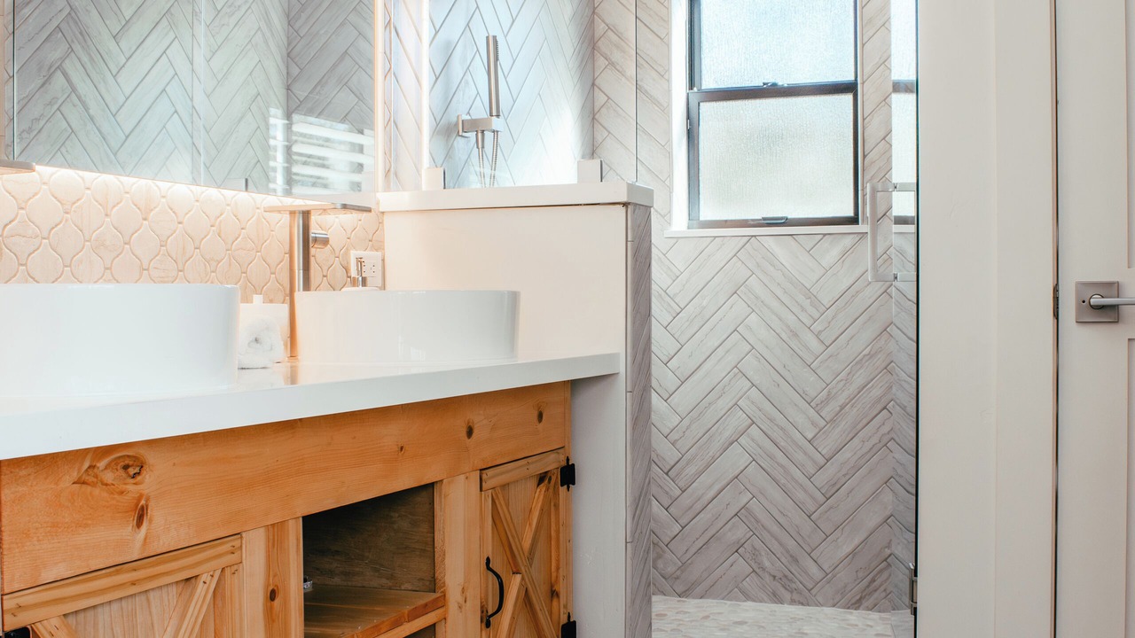 Photo of Bathroom in Oak Shores