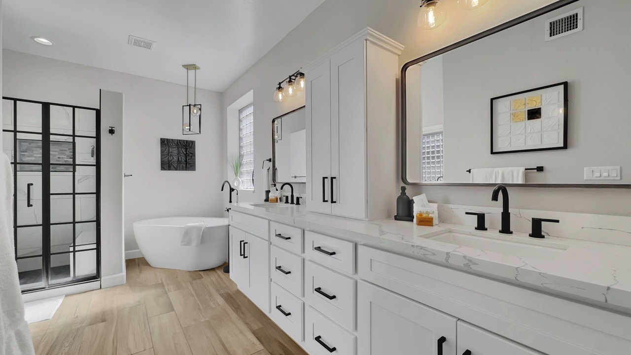 Photo of Bathroom in Fox Crossing