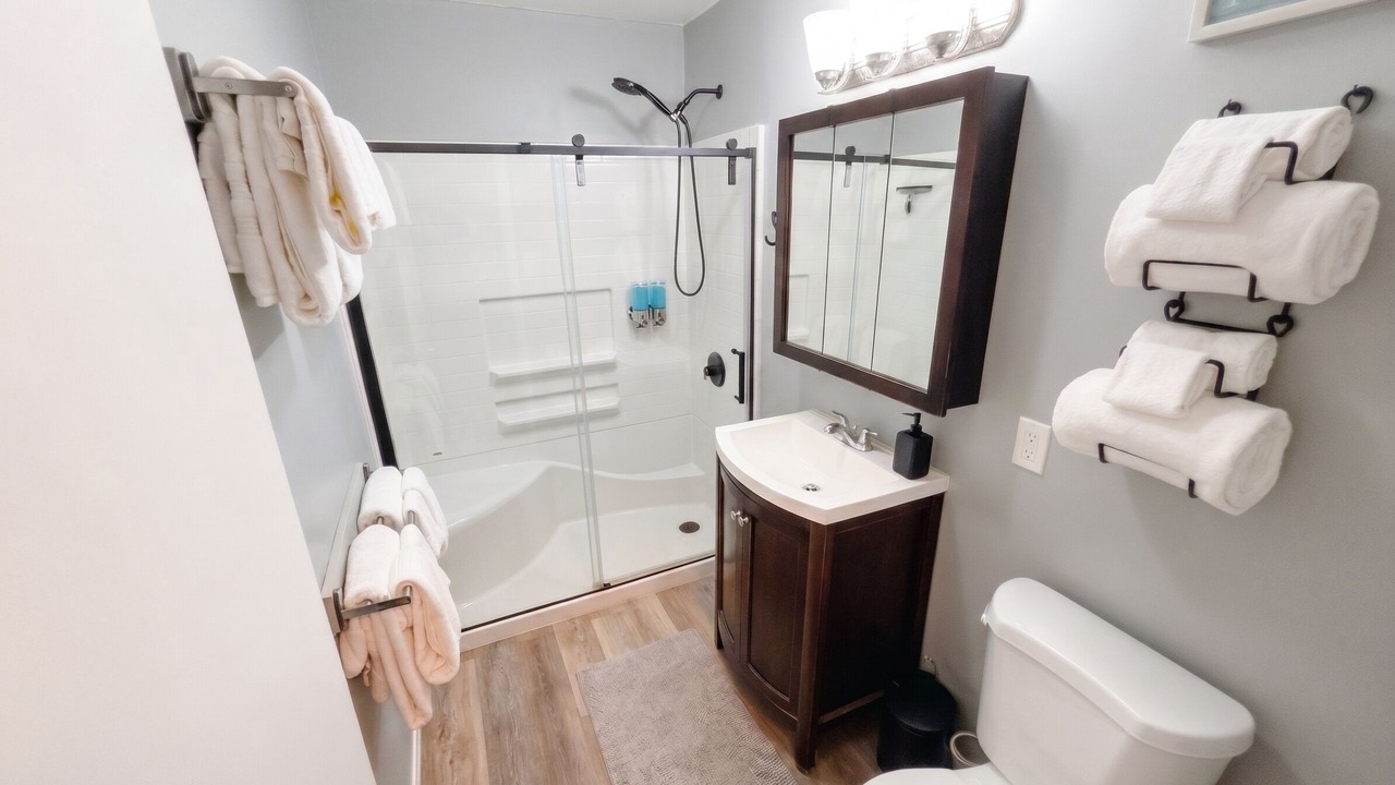 Photo of Bathroom in East Side Capistrano
