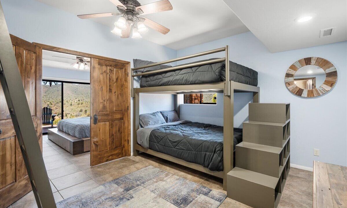 Photo of Bedroom in Lynx Mountain View Estates