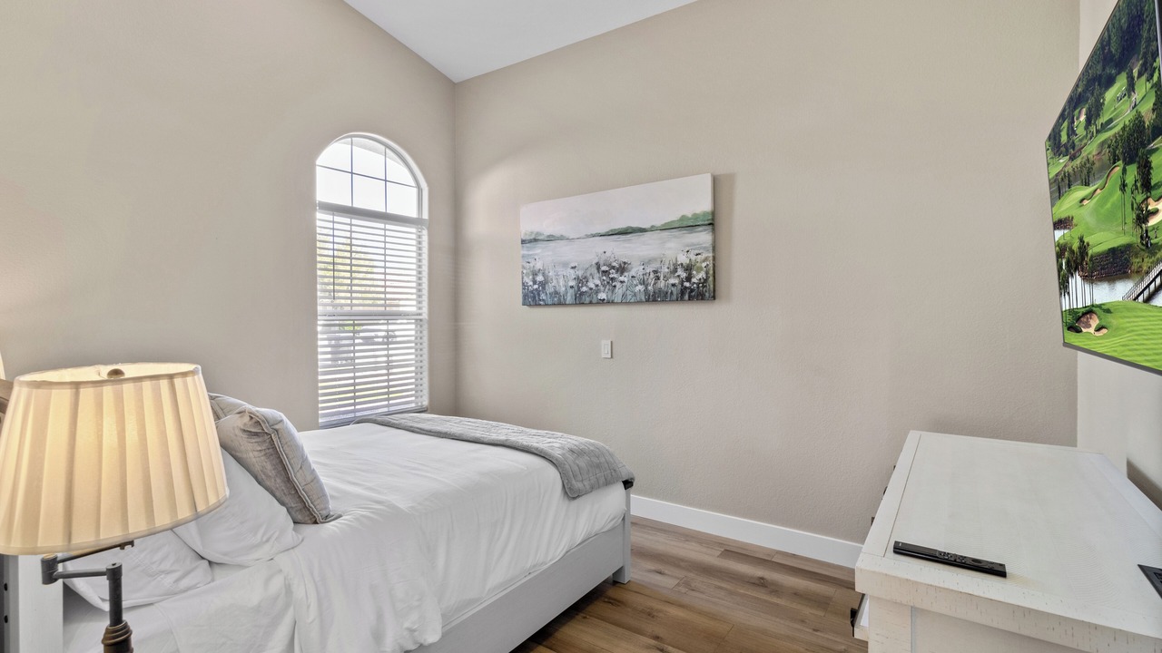 Photo of Bedroom in Avondale