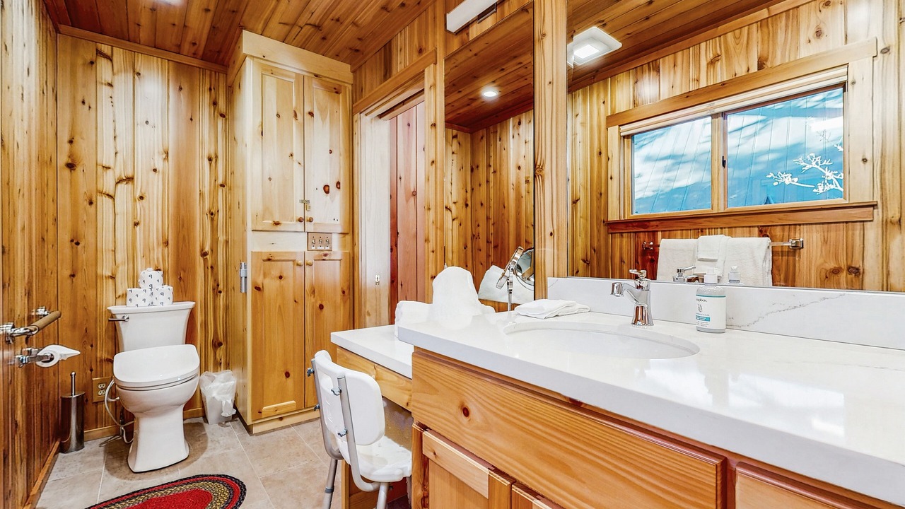 Photo of Bathroom in Chamberlands