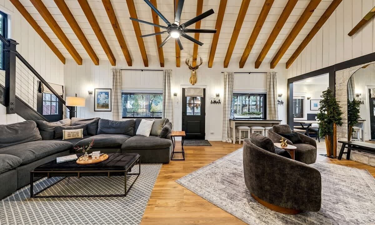 Photo of Livingroom in Al Tahoe