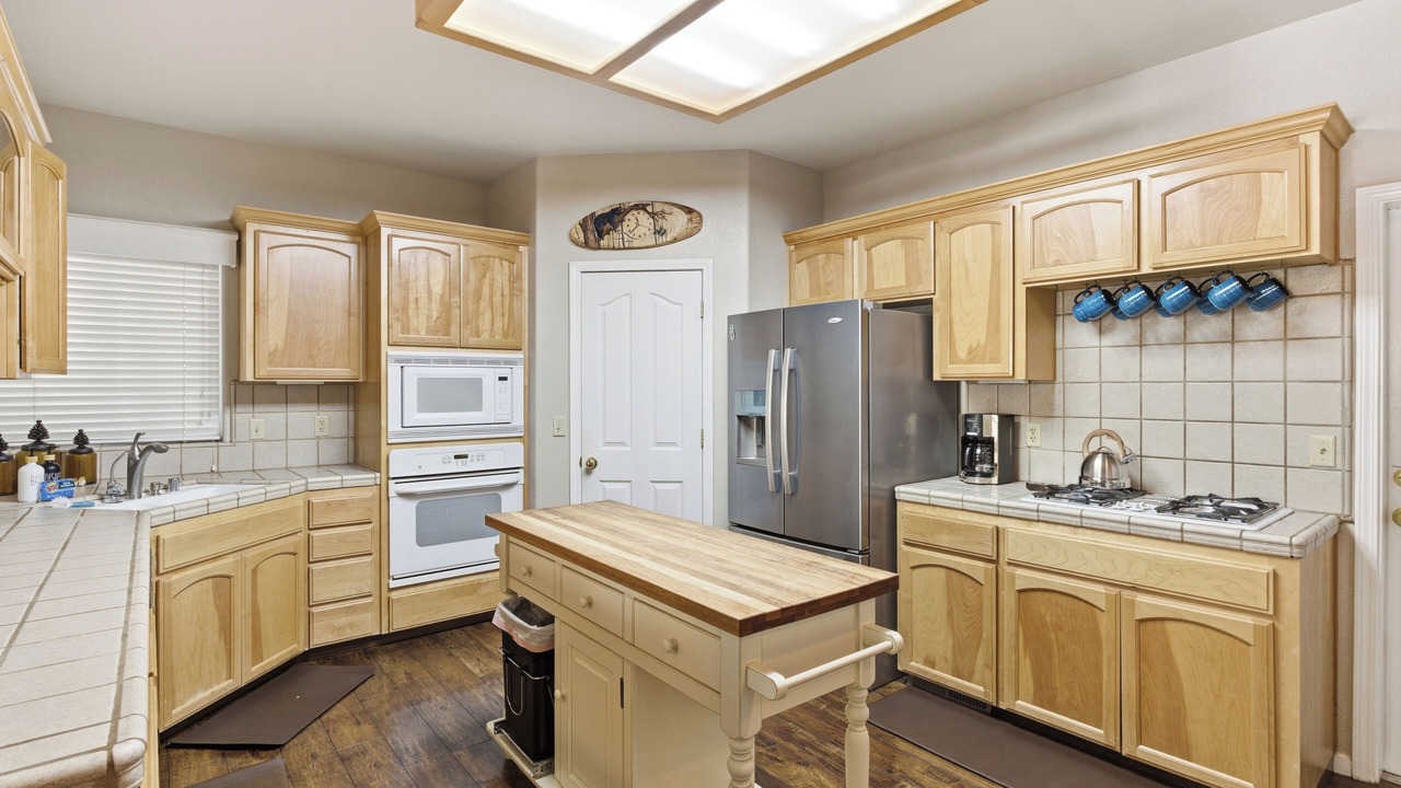 Photo of Kitchen in Shaver Lake