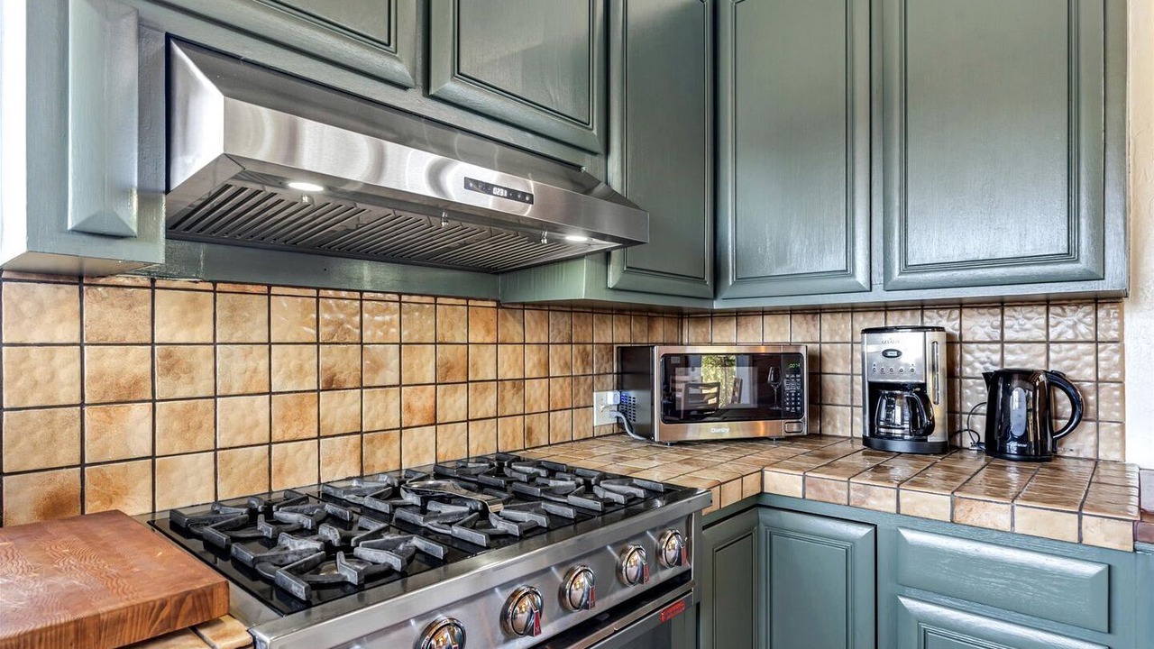 Photo of Kitchen in Salmon Creek