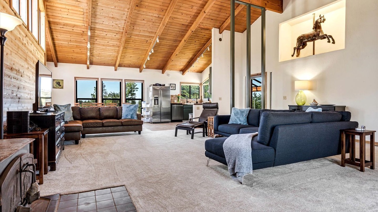 Photo of Livingroom in Salmon Creek