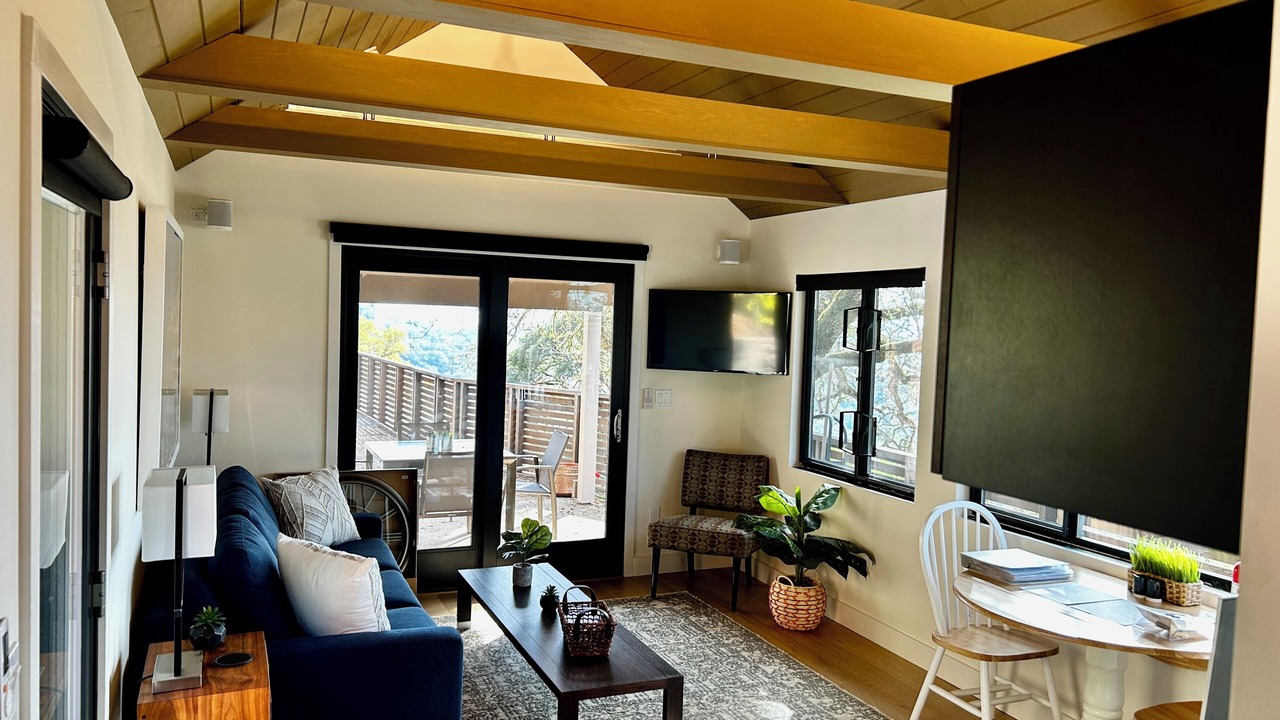 Photo of Livingroom in Ukiah