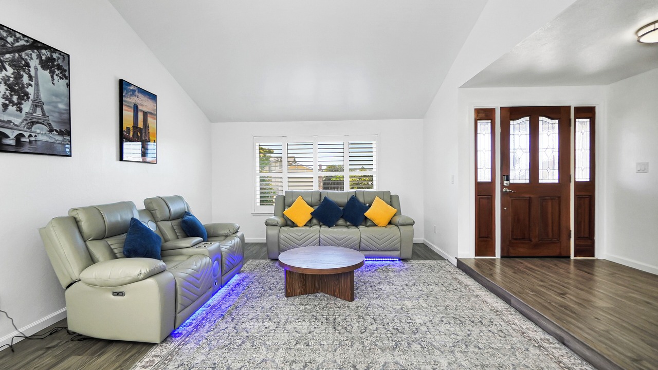 Photo of Livingroom in Antioch