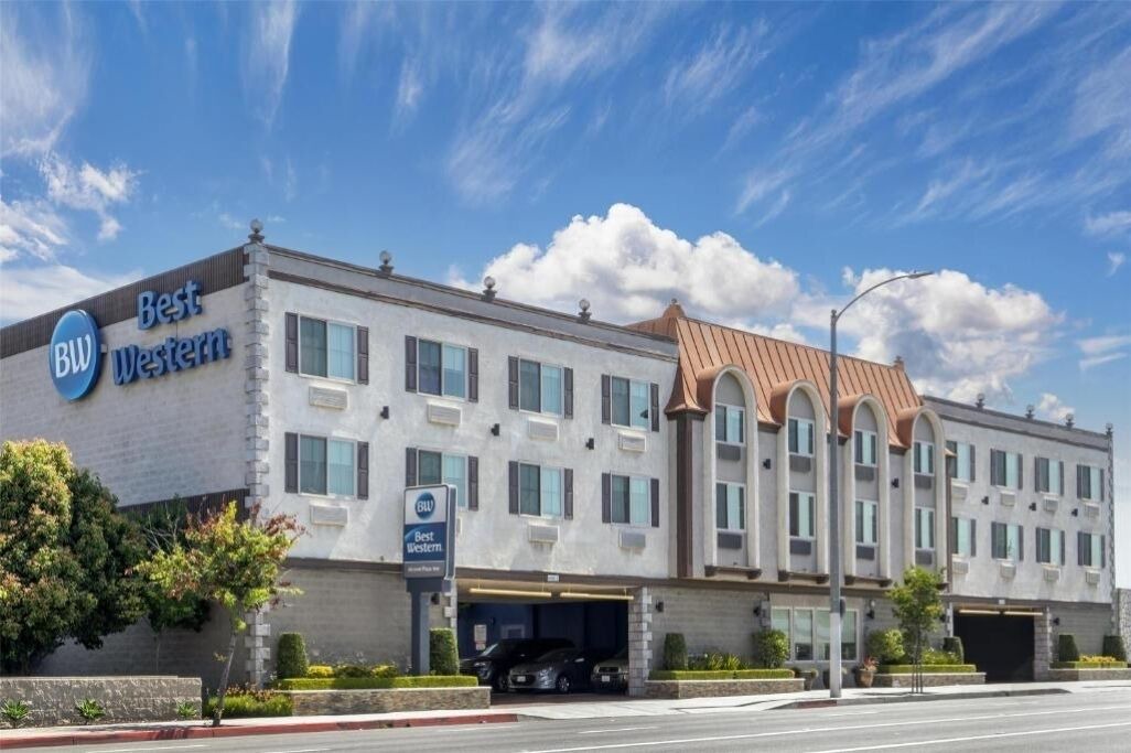 Photo of Outdoor in Inglewood