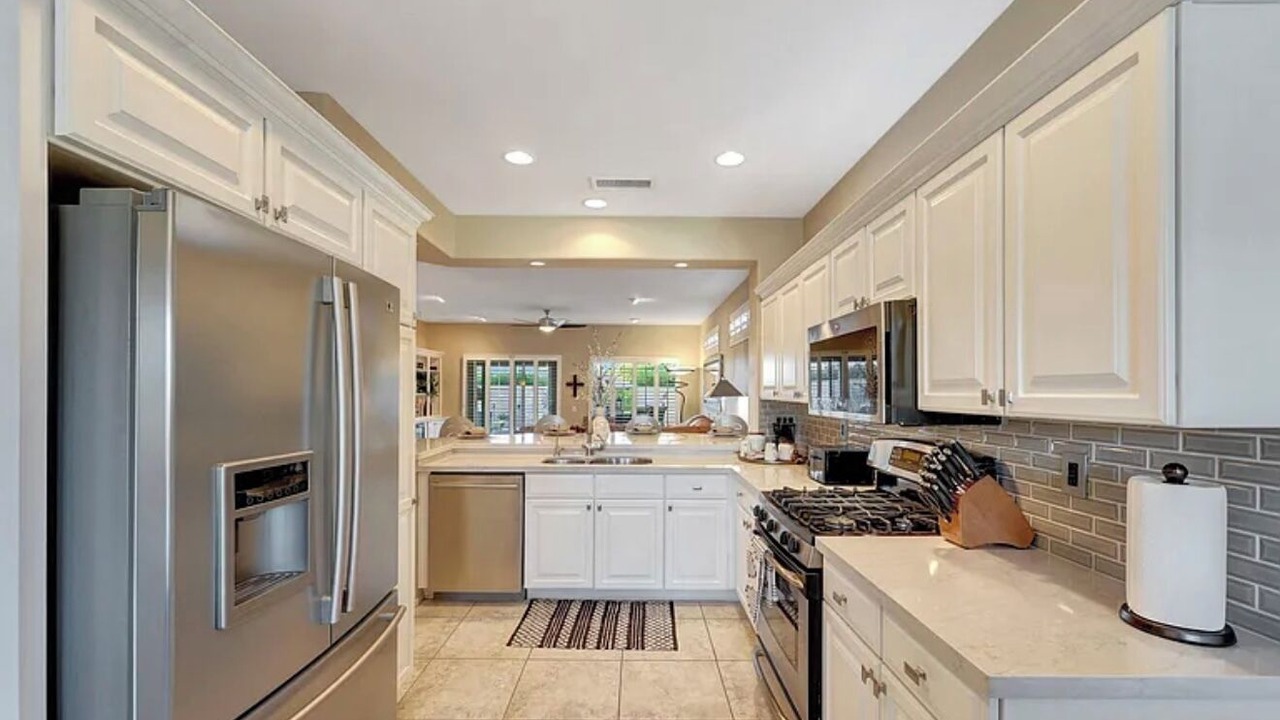 Photo of Kitchen in Surprise