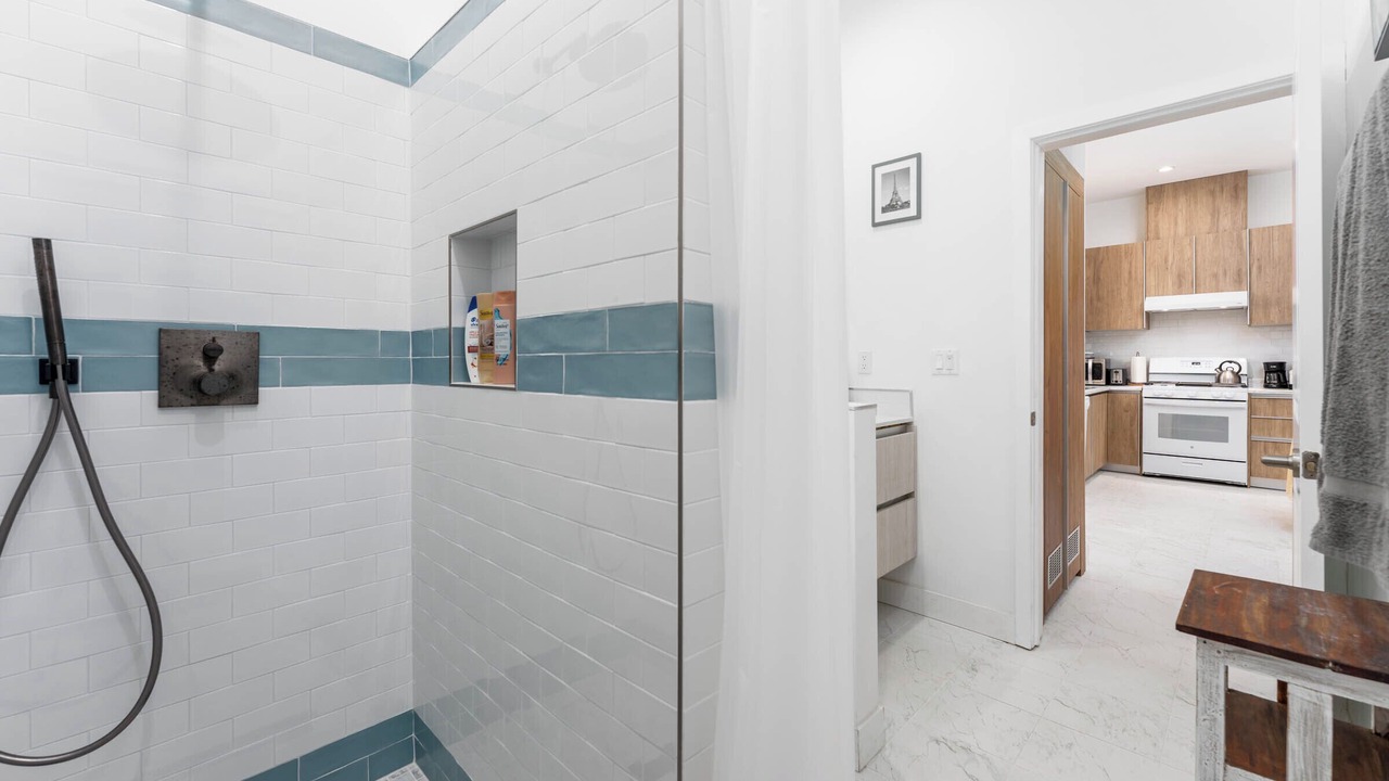 Photo of Bathroom in Van Nuys