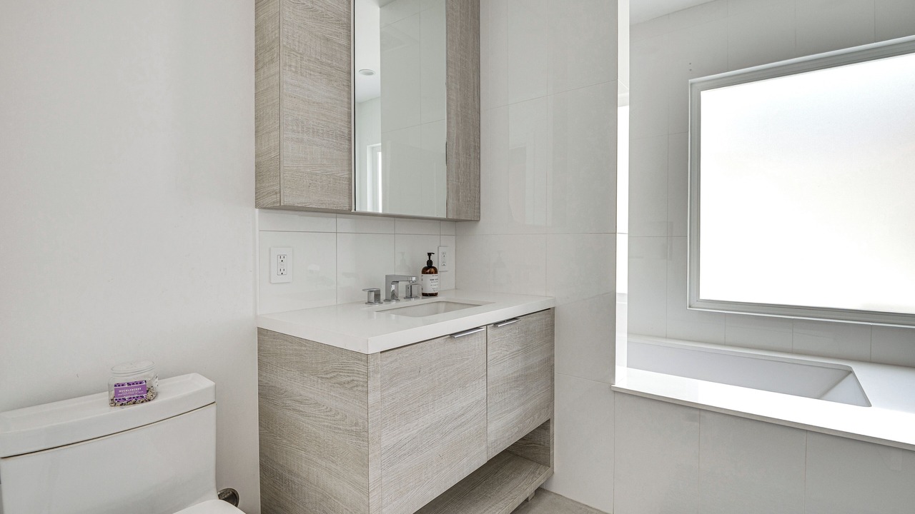 Photo of Bathroom in Melrose