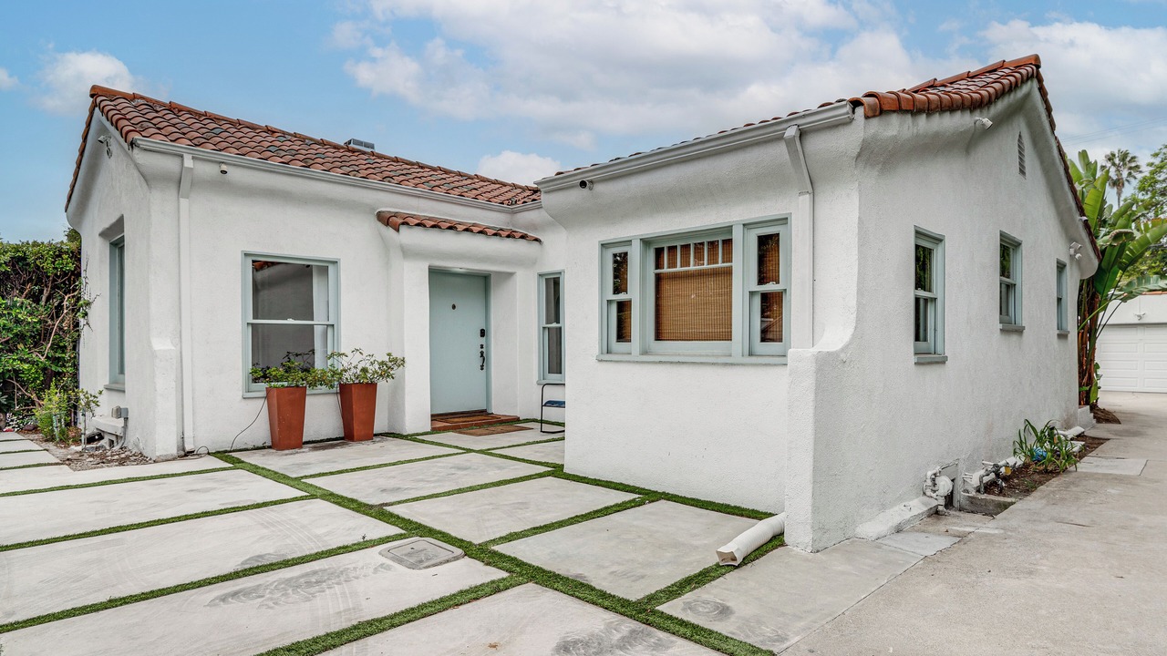 Photo of Outdoor in Melrose