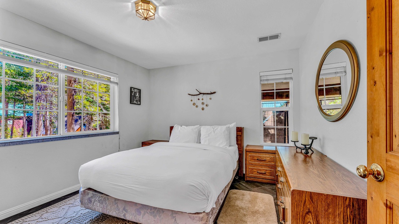 Photo of Bedroom in Serene Lakes