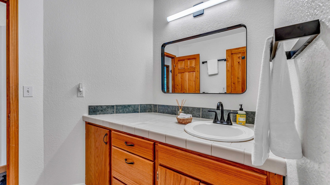 Photo of Bathroom in Serene Lakes