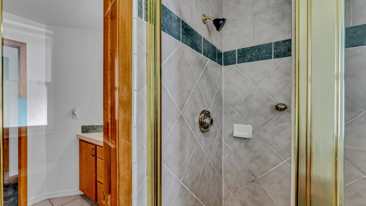 Photo of Bathroom in Serene Lakes