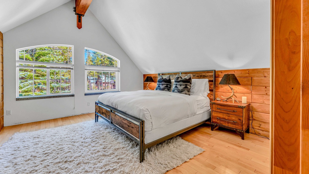 Photo of Bedroom in Serene Lakes
