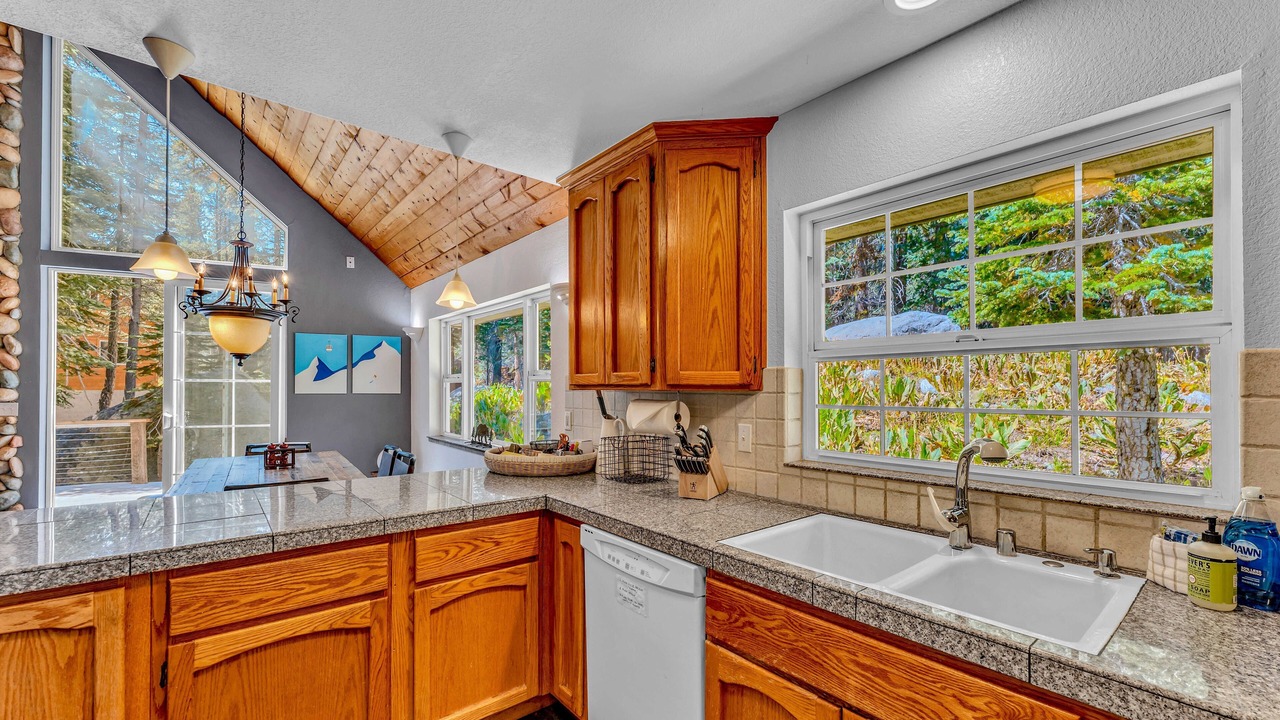 Photo of Kitchen in Serene Lakes