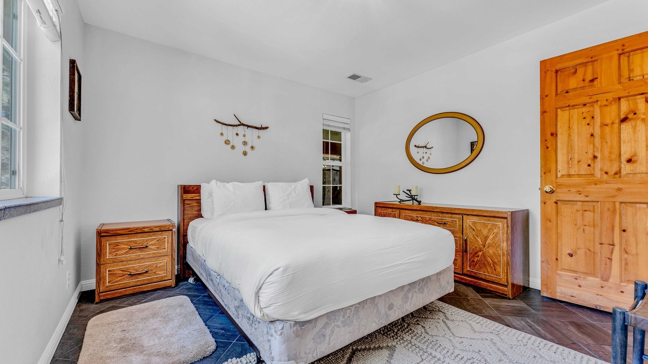 Photo of Bedroom in Serene Lakes