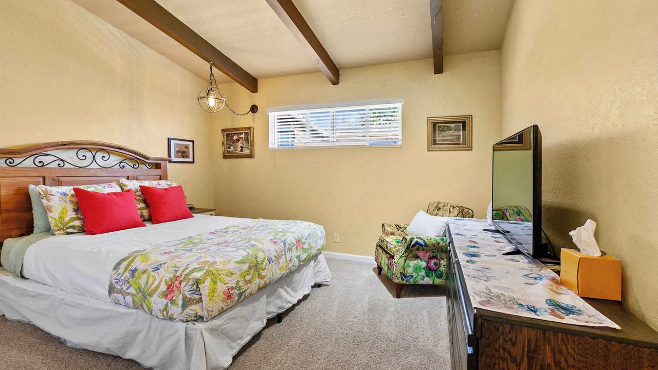 Photo of Bedroom in Baywood-Los Osos