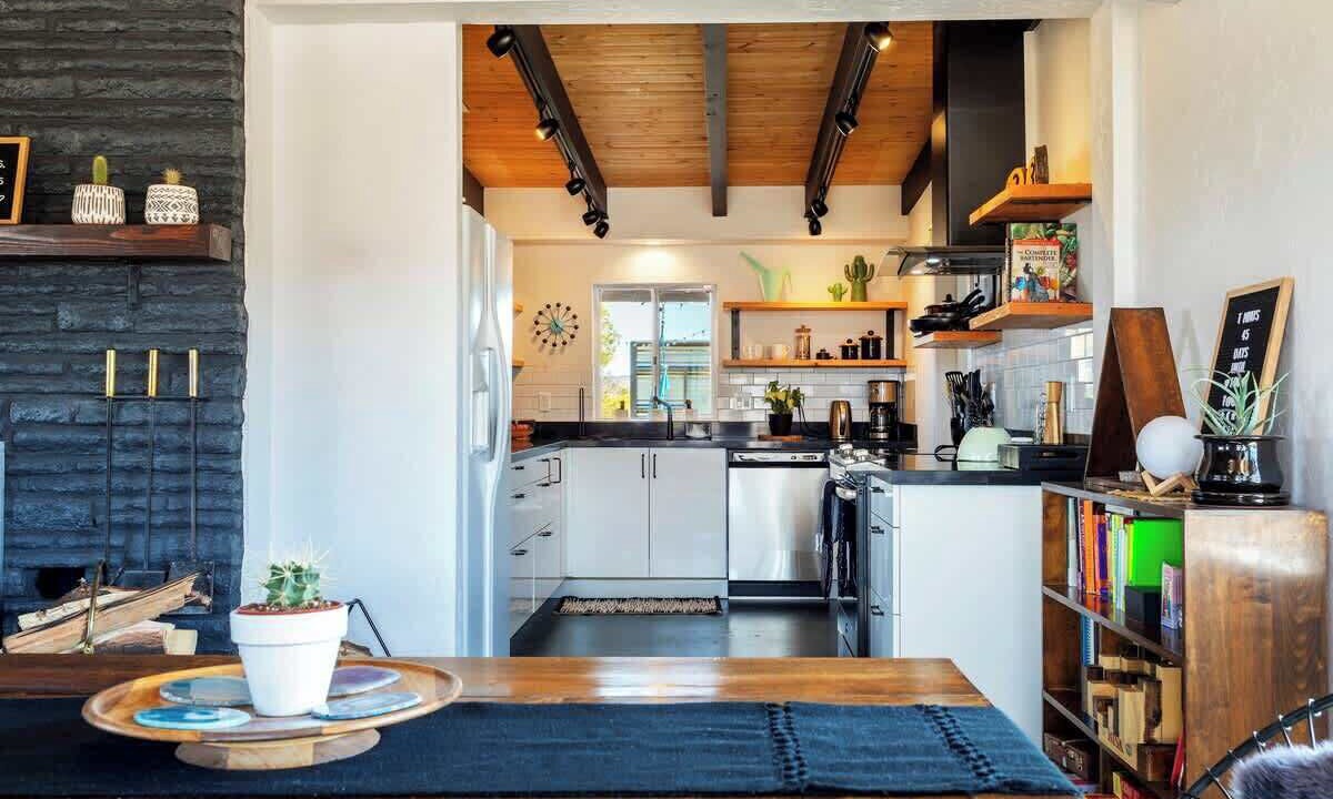 Photo of Kitchen in Yucca Valley