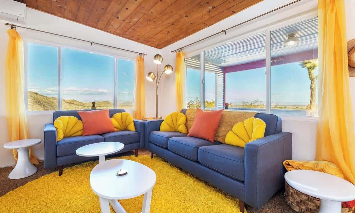 Photo of Livingroom in Yucca Valley