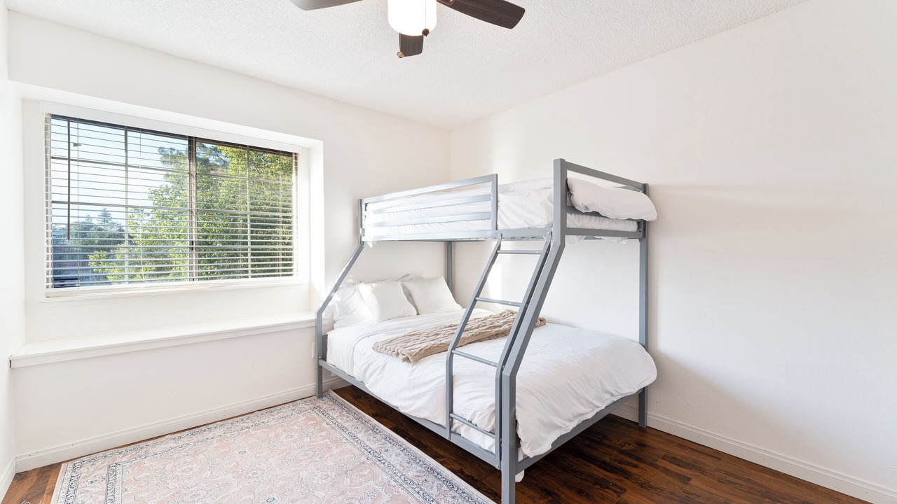 Photo of Bedroom in Pumpkin Center