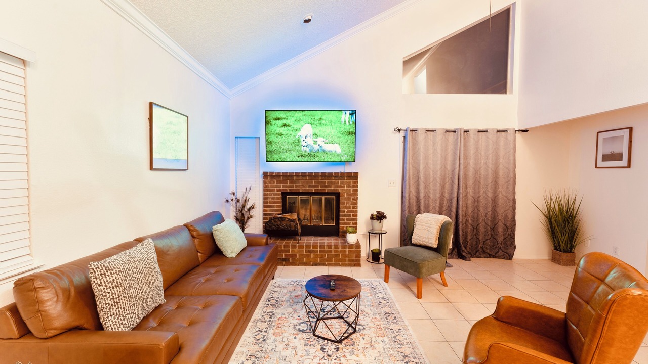 Photo of Livingroom in Pumpkin Center