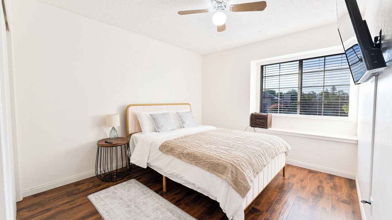Photo of Bedroom in Pumpkin Center