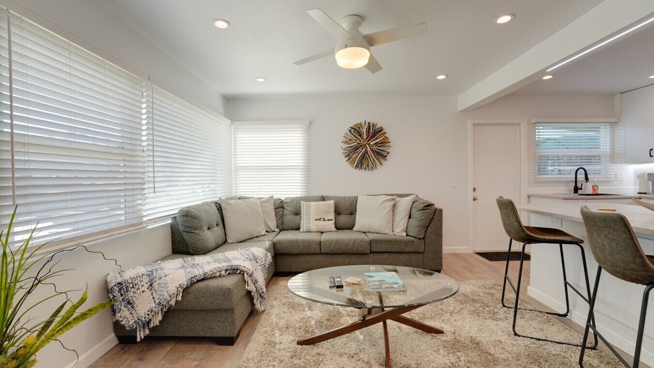 Photo of Livingroom in Roseville - Fleet Ridge