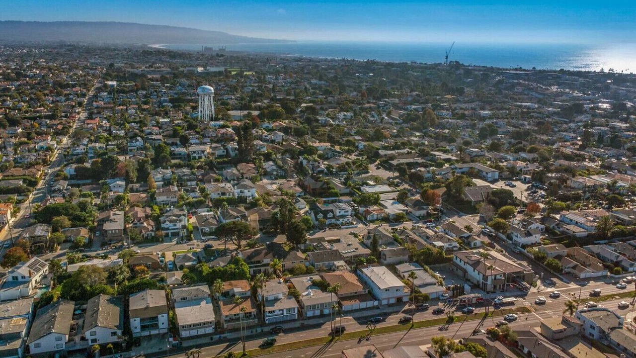 Photo of Others in East Manhattan Beach