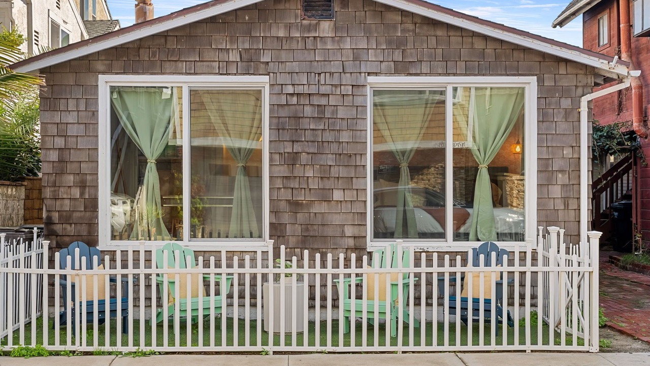 Photo of Patio Balcony in Huntington Beach