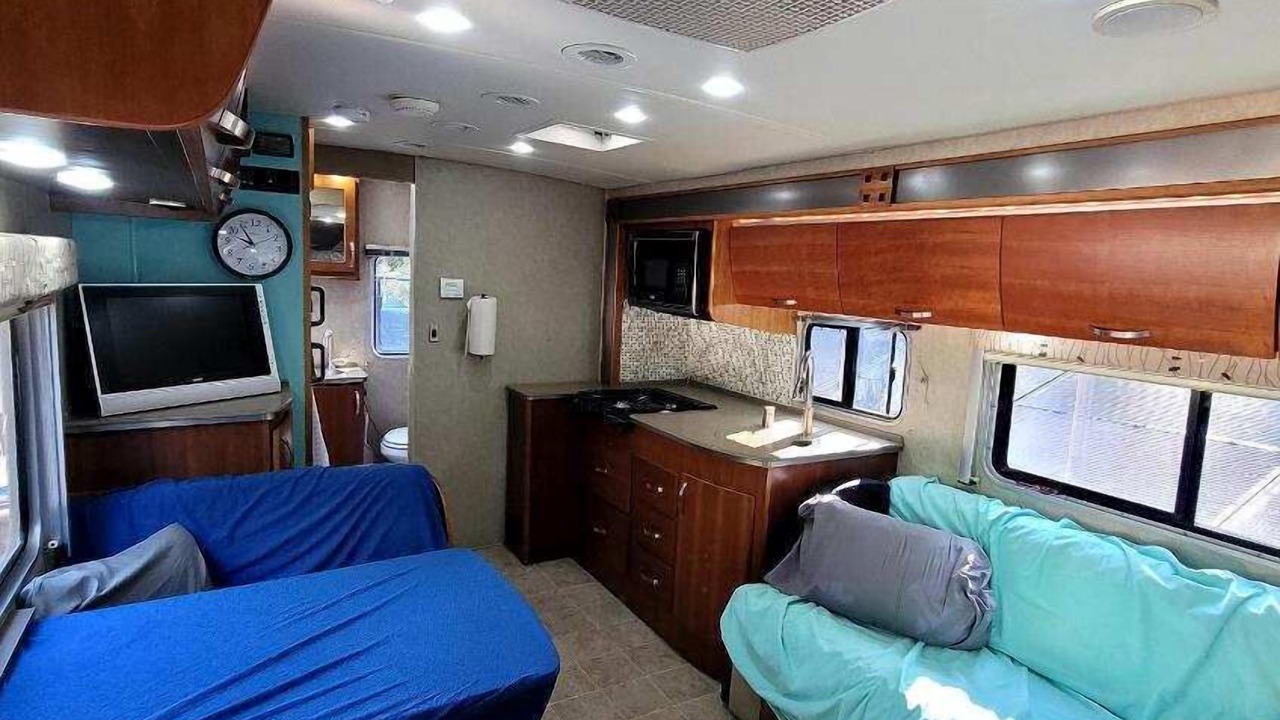 Photo of Livingroom in Phoenix Lake-Cedar Ridge
