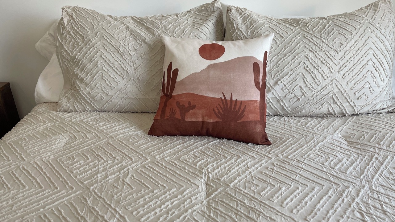Photo of Bedroom in East Side Capistrano