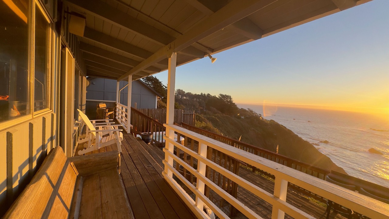 Photo of Patio Balcony in Gualala